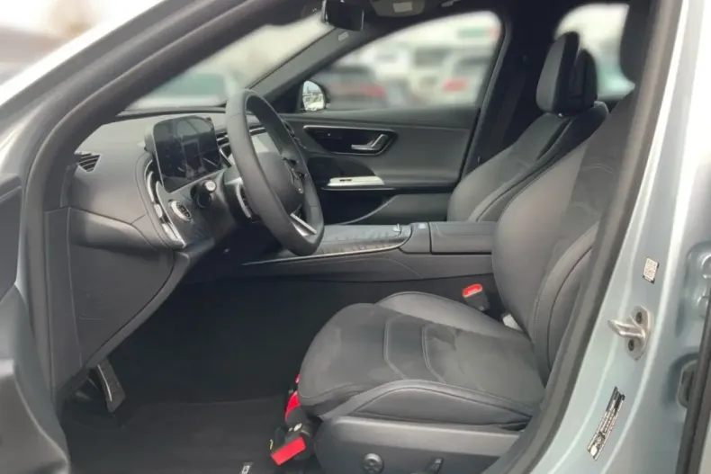 Mercedes-Benz E 200 (Clasa E) din 2025 cu 3.300 km - oferta MER194057 - foto 21