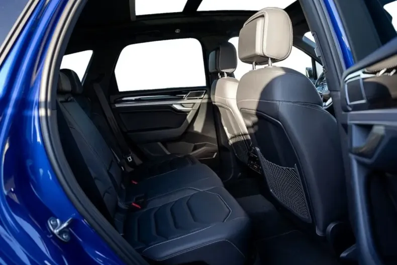 Volkswagen Touareg din 2022 cu 79.592 km - oferta VOL194075 - foto 4