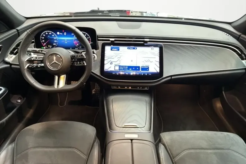 Mercedes-Benz E 200 (Clasa E) din 2024 cu 7.100 km - oferta MER194077 - foto 16