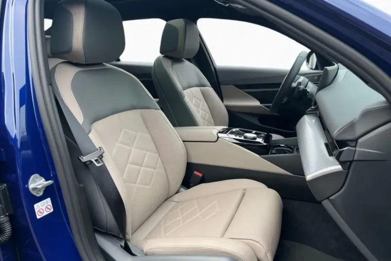 BMW 540 (Seria 5) din 2024 cu 5.159 km - oferta BMW194078 - foto 17