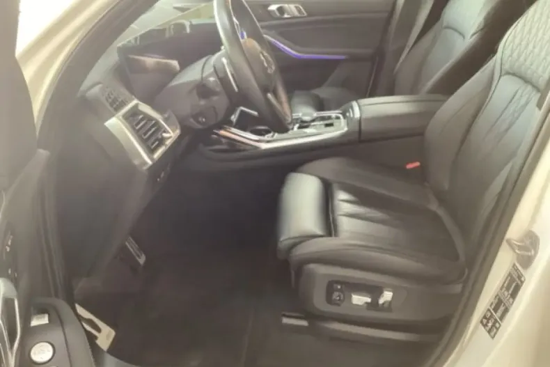 BMW X7 (Seria X) din 2024 cu 34.200 km - oferta BMW194081 - foto 11