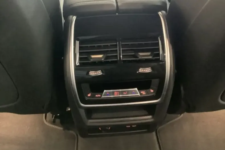 BMW X7 (Seria X) din 2024 cu 34.200 km - oferta BMW194081 - foto 14