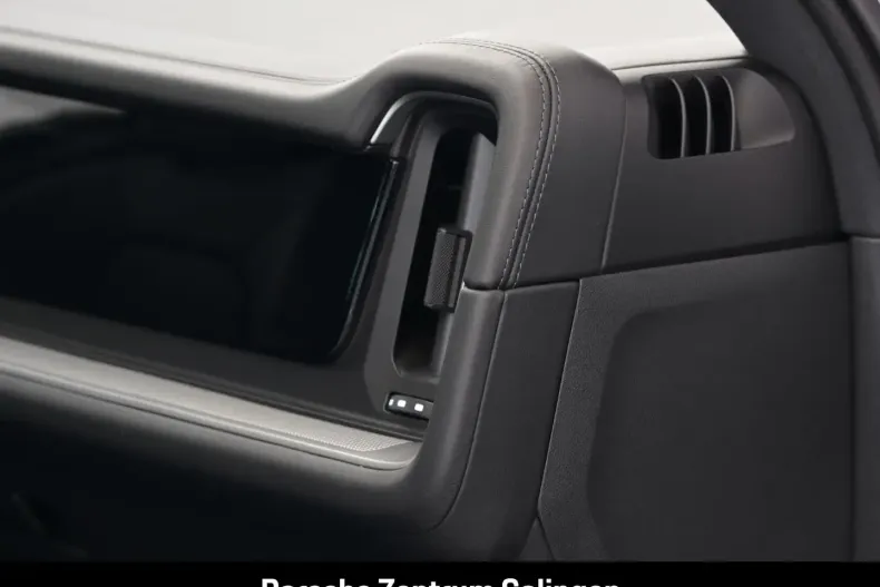 Porsche Cayenne din 2024 cu 23.835 km - oferta POR194082 - foto 23