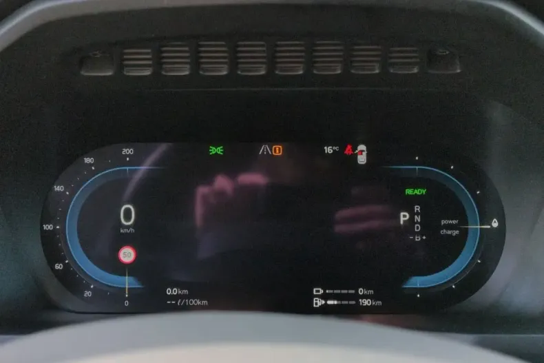 Volvo XC90 din 2023 cu 46.646 km - oferta VOL194087 - foto 7