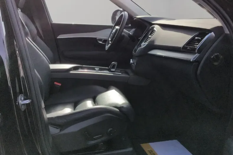 Volvo XC90 din 2023 cu 46.646 km - oferta VOL194087 - foto 14