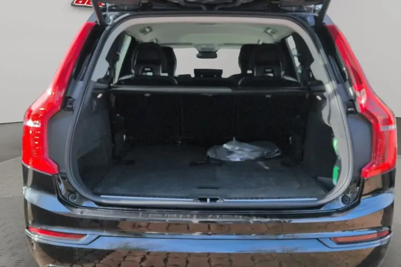 Volvo XC90 din 2023 cu 46.646 km - oferta VOL194087 - foto 15