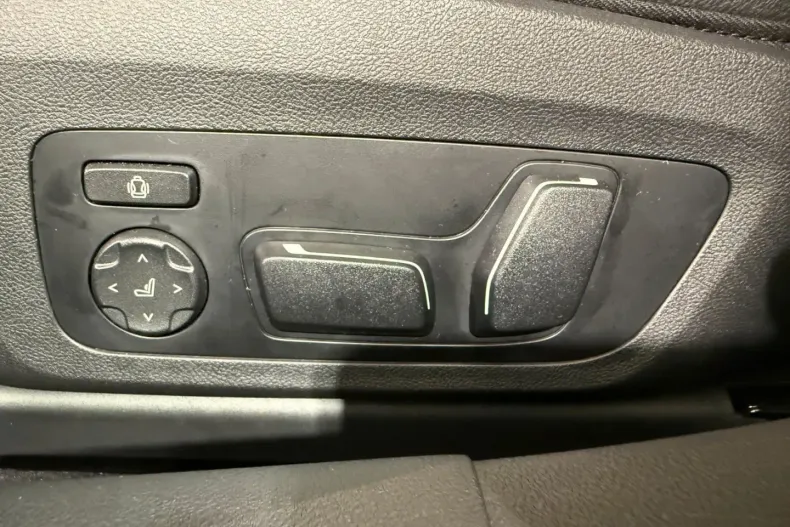 BMW M440i (Seria 4) din 2025 cu 16.250 km - oferta BMW194095 - foto 18