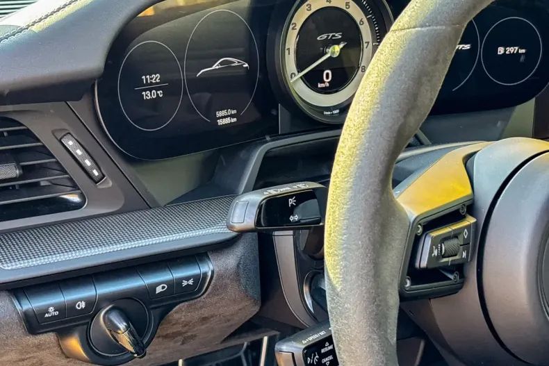 Porsche 911 din 2024 cu 15.900 km - oferta POR194096 - foto 16