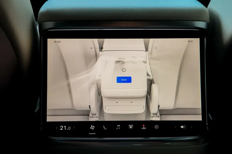 Tesla Model X din 2023 cu 23.900 km - oferta TES194097 - foto 23