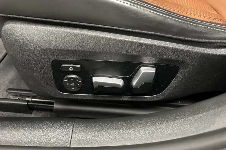 BMW 840 (Seria 8) din 2022 cu 26.195 km - oferta BMW194111 - foto 29