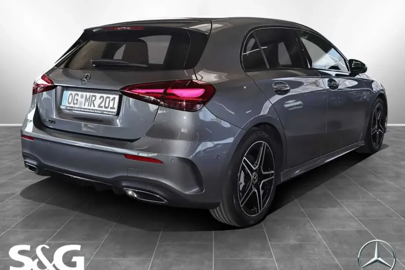 Mercedes-Benz A 200 (Clasa A) din 2025 cu 16.076 km - oferta MER194115 - foto 2