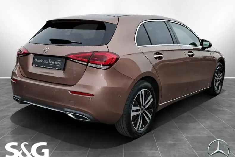 Mercedes-Benz A 180 (Clasa A) din 2022 cu 17.440 km - oferta MER194119 - foto 2