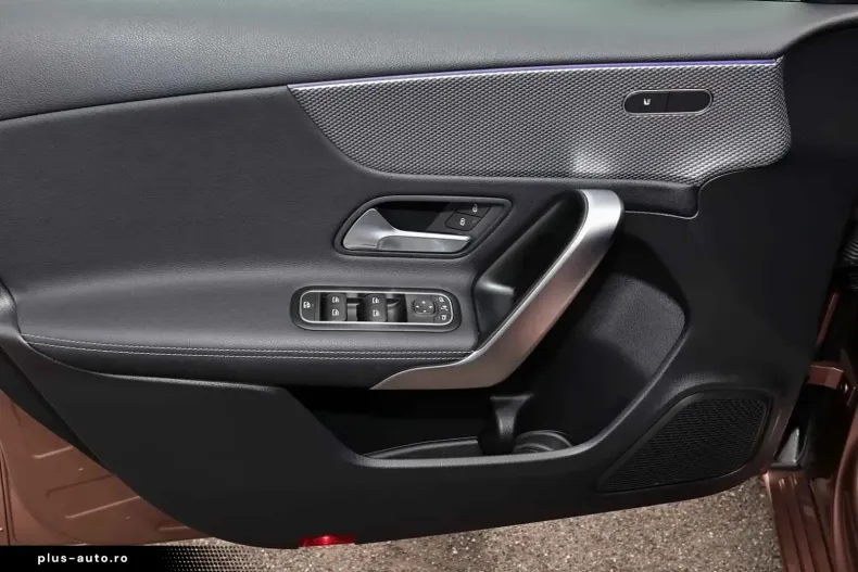 Mercedes-Benz A 180 (Clasa A) din 2022 cu 17.440 km - oferta MER194119 - foto 11