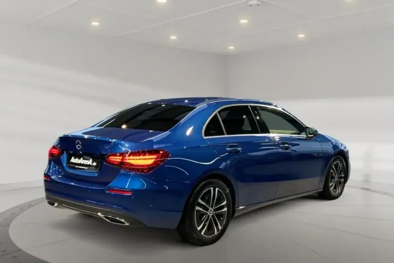 Mercedes-Benz A 200 (Clasa A) din 2024 cu 11.119 km - oferta MER194120 - foto 2