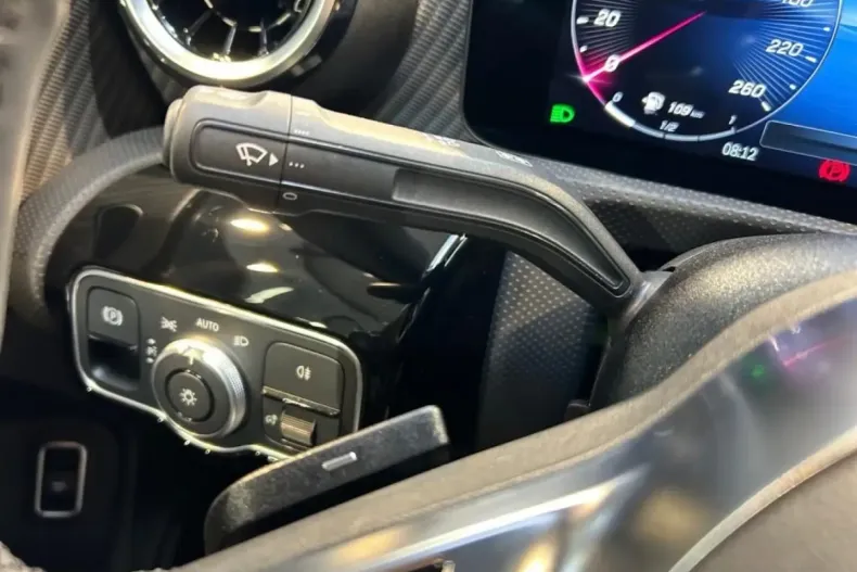 Mercedes-Benz A 200 (Clasa A) din 2024 cu 11.119 km - oferta MER194120 - foto 13