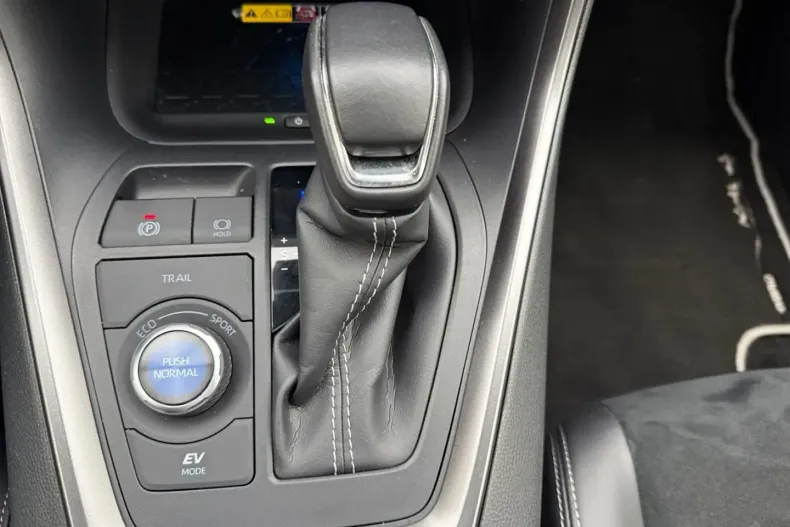 Toyota RAV4 din 2024 cu 20.680 km - oferta TOY194124 - foto 29