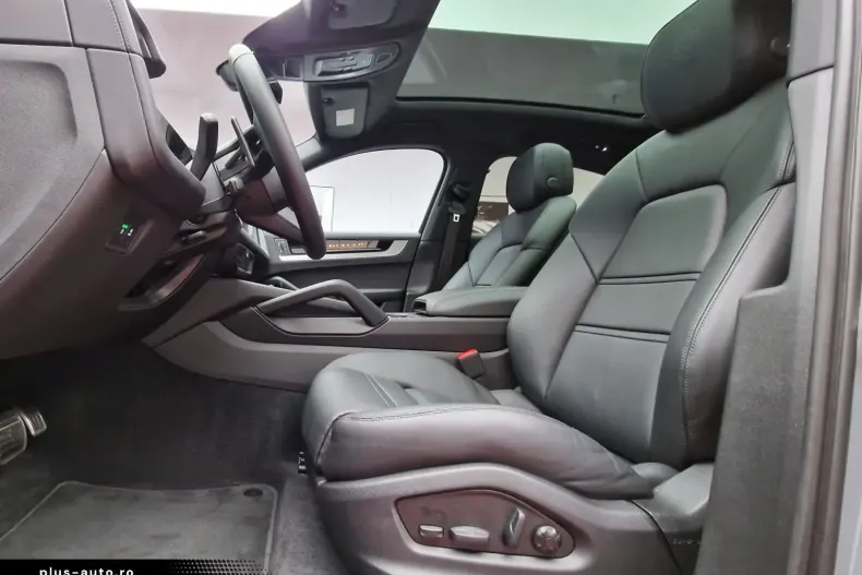 Porsche Cayenne din 2023 cu 33.900 km - oferta POR194129 - foto 10
