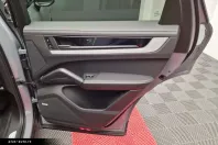 Porsche Cayenne din 2023 cu 33.900 km - oferta POR194129 - foto 20