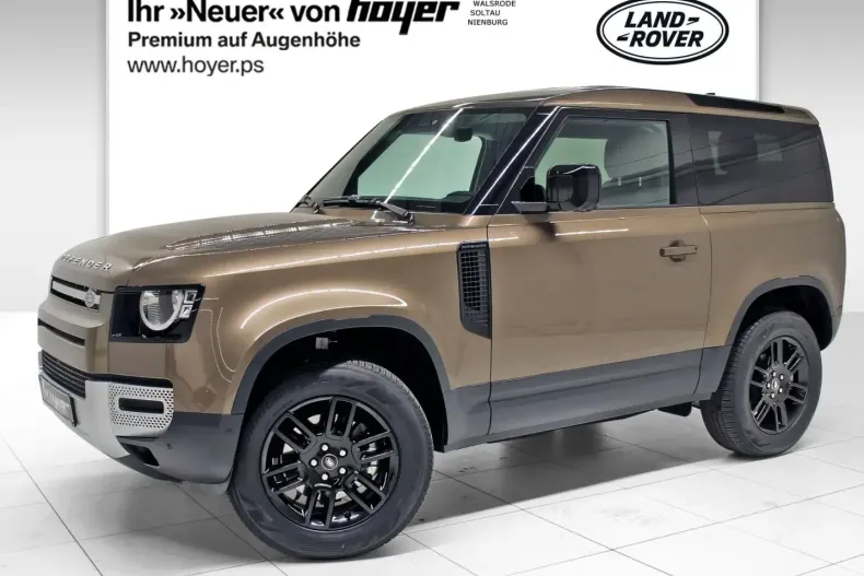 Land Rover Defender din 2025 cu 4.700 km - oferta LAN194130 - foto 1