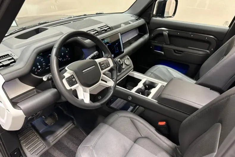 Land Rover Defender din 2025 cu 8.000 km - oferta LAN194131 - foto 8