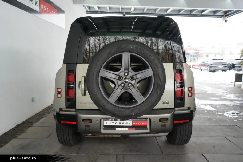 Land Rover Defender din 2023 cu 82.100 km - oferta LAN194132 - foto 5
