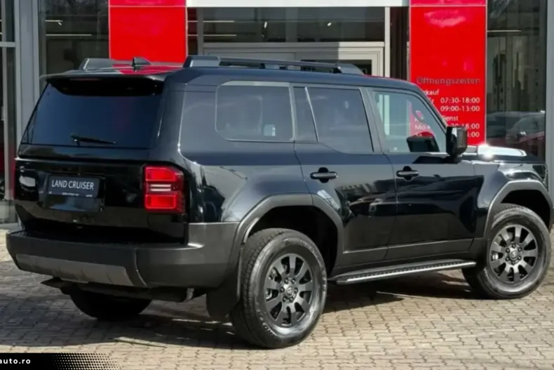 Toyota Land Cruiser din 2024 cu 5.500 km - oferta TOY194139 - foto 2