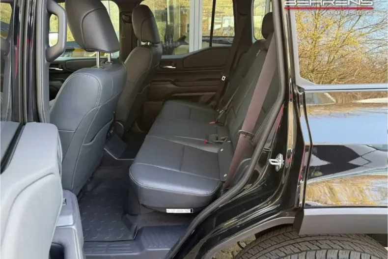 Toyota Land Cruiser din 2024 cu 5.500 km - oferta TOY194139 - foto 4
