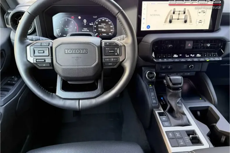 Toyota Land Cruiser din 2024 cu 5.500 km - oferta TOY194139 - foto 8