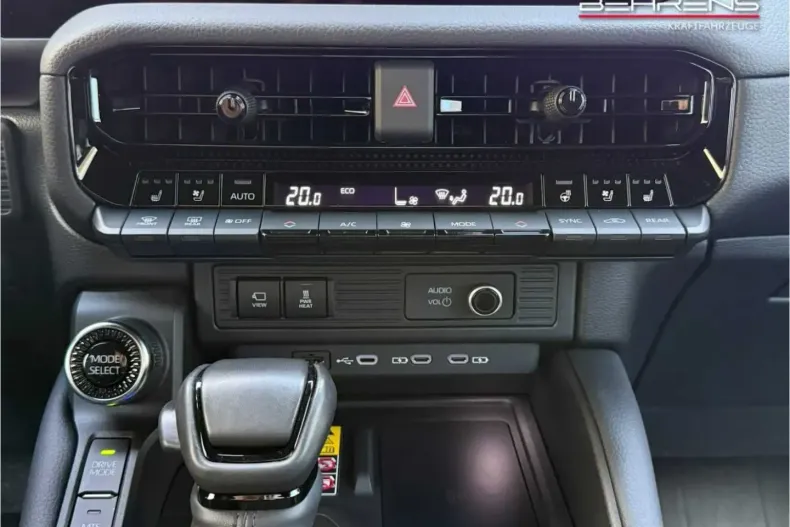 Toyota Land Cruiser din 2024 cu 5.500 km - oferta TOY194139 - foto 10