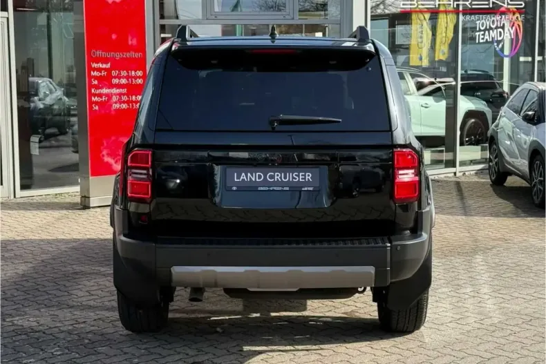 Toyota Land Cruiser din 2024 cu 5.500 km - oferta TOY194139 - foto 15