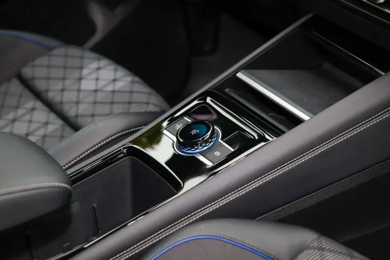 Volkswagen Tiguan din 2025 cu 17.930 km - oferta VOL194144 - foto 8