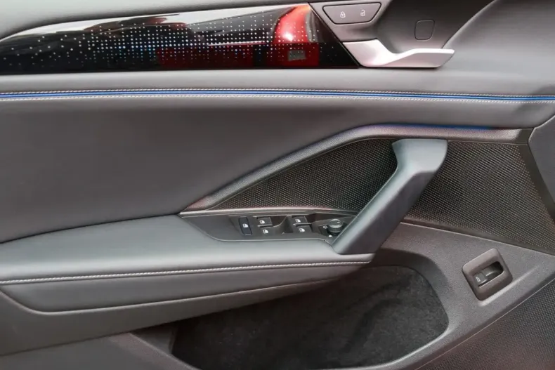 Volkswagen Tiguan din 2025 cu 17.930 km - oferta VOL194144 - foto 16