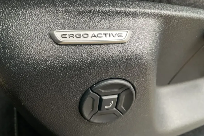 Volkswagen Tiguan din 2024 cu 17.996 km - oferta VOL194145 - foto 11