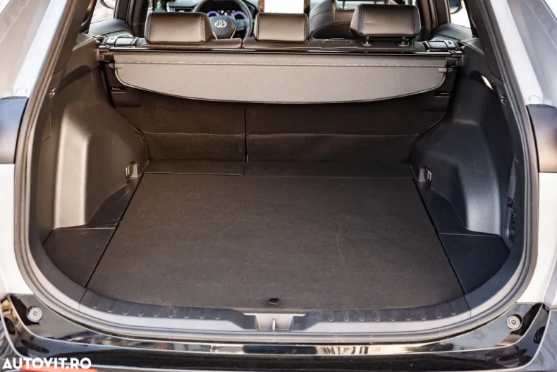 Toyota RAV4 din 2023 cu 14.600 km - oferta TOY194153 - foto 18