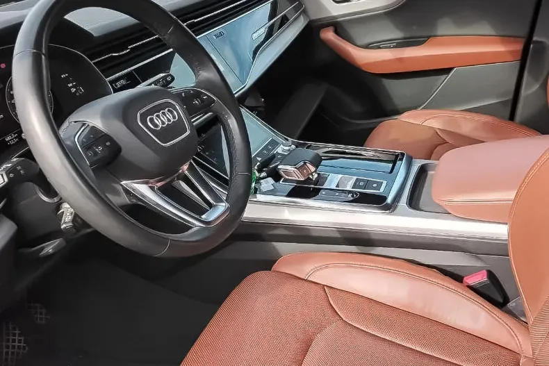 Audi Q8 din 2023 cu 77.100 km - oferta AUD194156 - foto 5