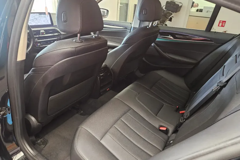 BMW 520d (Seria 5) din 2021 cu 114.000 km - oferta BMW194157 - foto 11