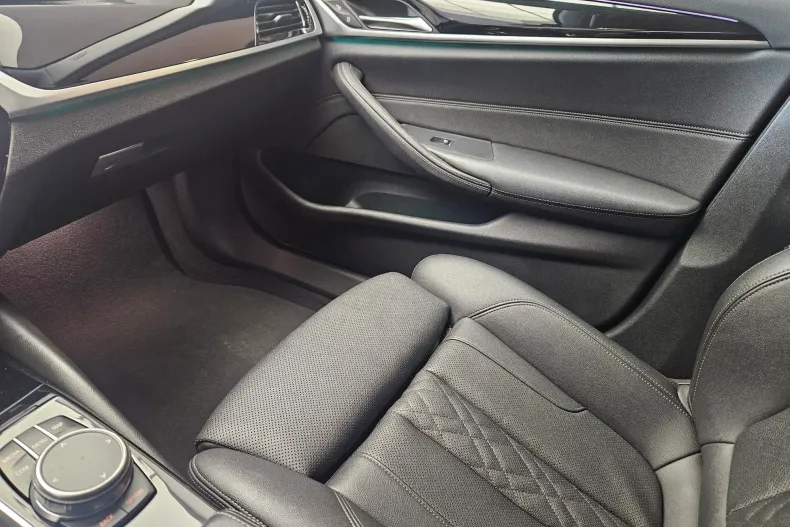 BMW 520d (Seria 5) din 2021 cu 114.000 km - oferta BMW194157 - foto 24