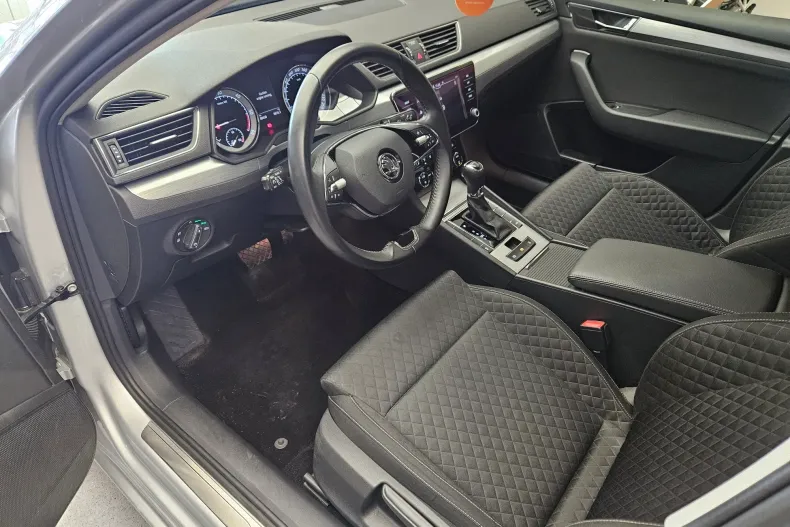 Skoda Superb din 2021 cu 89.400 km - oferta SKO194159 - foto 9