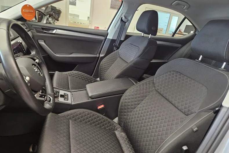 Skoda Superb din 2021 cu 89.400 km - oferta SKO194159 - foto 10