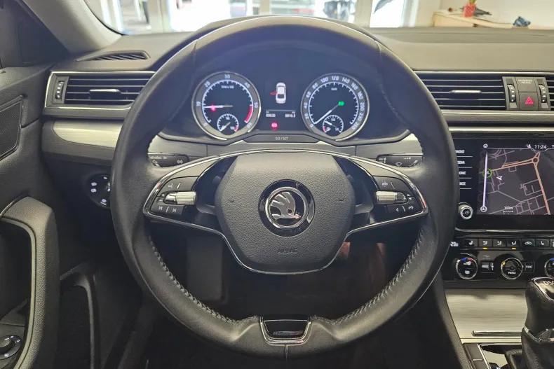 Skoda Superb din 2021 cu 89.400 km - oferta SKO194159 - foto 13