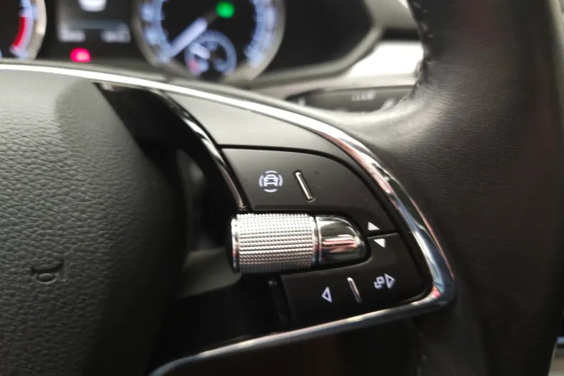 Skoda Superb din 2021 cu 89.400 km - oferta SKO194159 - foto 22