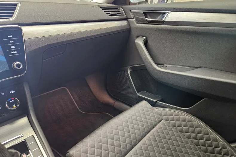 Skoda Superb din 2021 cu 89.400 km - oferta SKO194159 - foto 26
