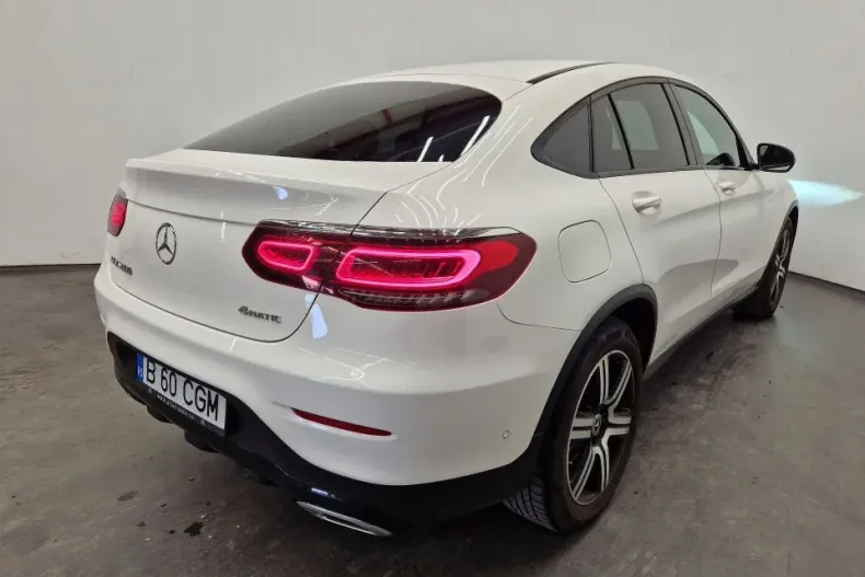 Mercedes-Benz GLC Coupe din 2022 cu 58.845 km - oferta MER194166 - foto 3