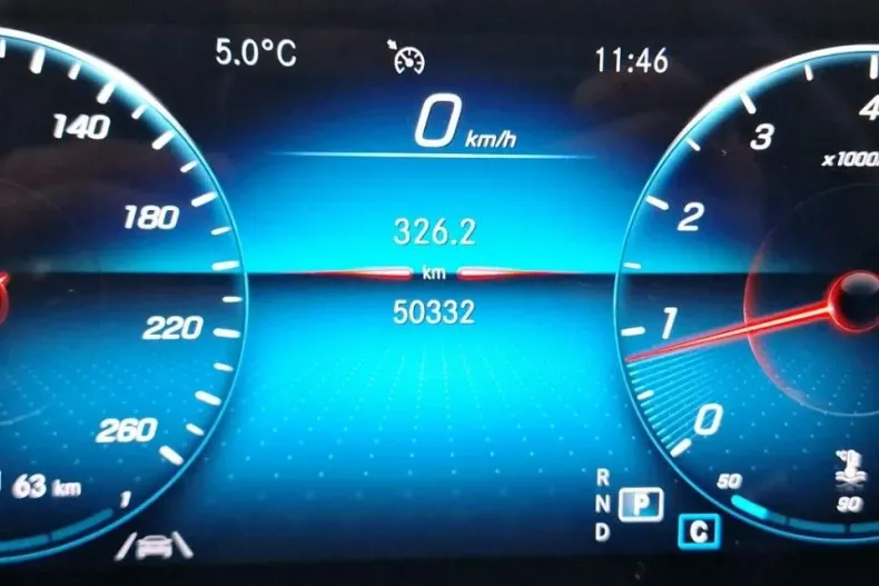 Mercedes-Benz GLA din 2022 cu 50.332 km - oferta MER194167 - foto 5