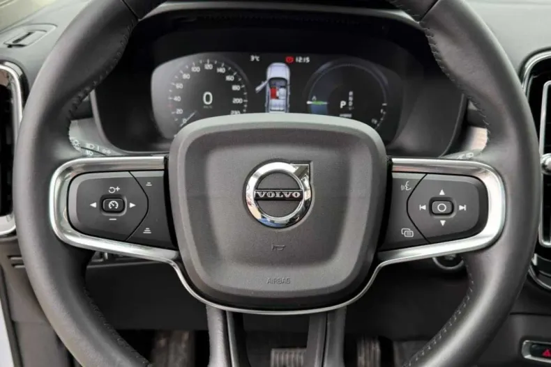 Volvo XC40 din 2020 cu 100.000 km - oferta VOL194169 - foto 24