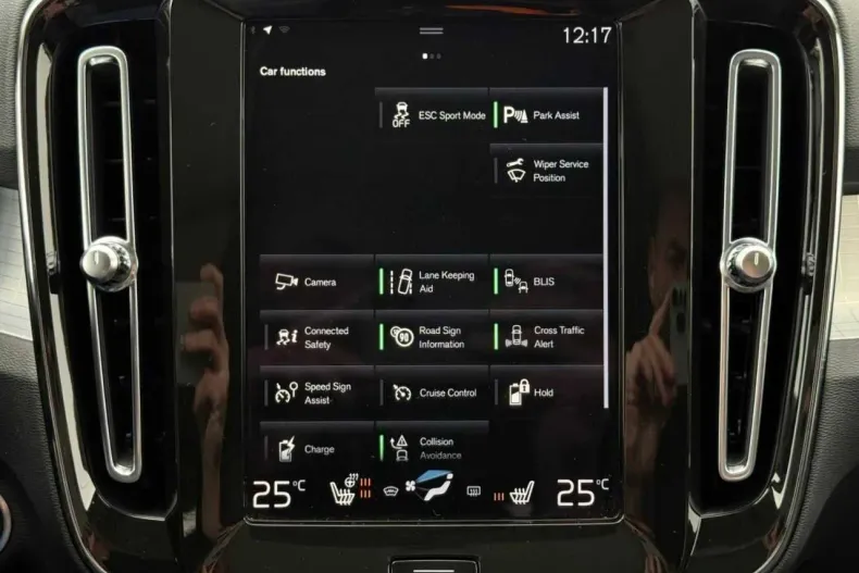 Volvo XC40 din 2020 cu 100.000 km - oferta VOL194169 - foto 31