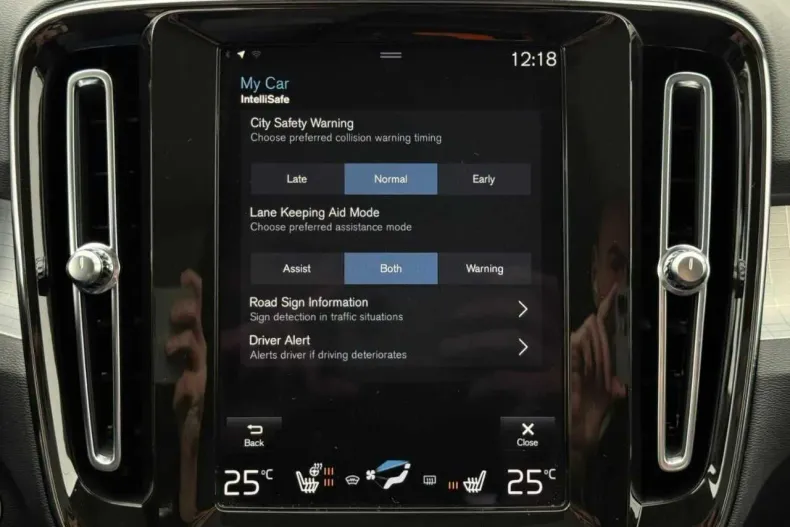 Volvo XC40 din 2020 cu 100.000 km - oferta VOL194169 - foto 35