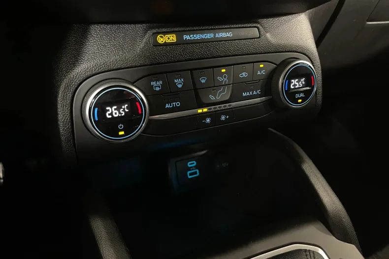 Ford Focus din 2022 cu 95.460 km - oferta FOR194174 - foto 19