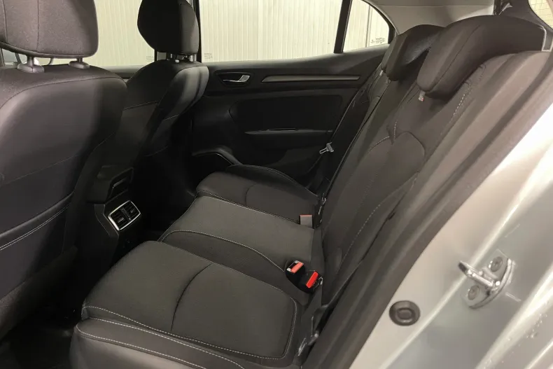 Renault Megane din 2022 cu 96.088 km - oferta REN194175 - foto 11