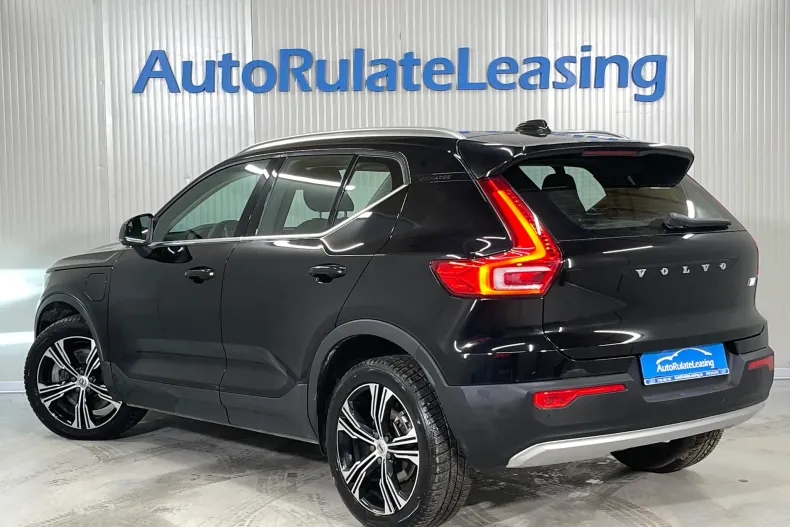 Volvo XC40 din 2021 cu 97.986 km - oferta VOL194180 - foto 4